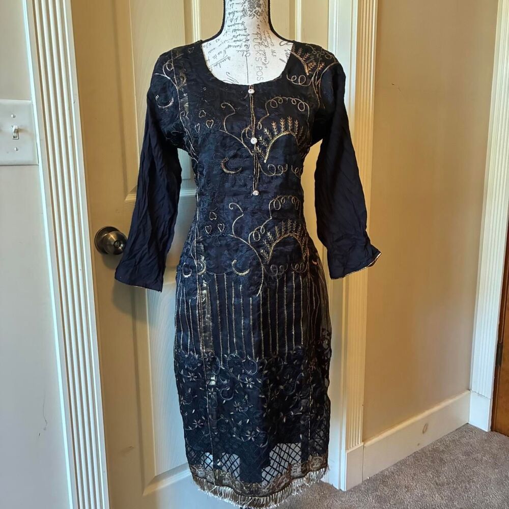 Unbranded Women's Black and Navy Dress